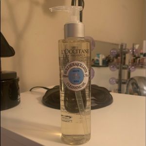 L ‘Occitane cleansing oil
